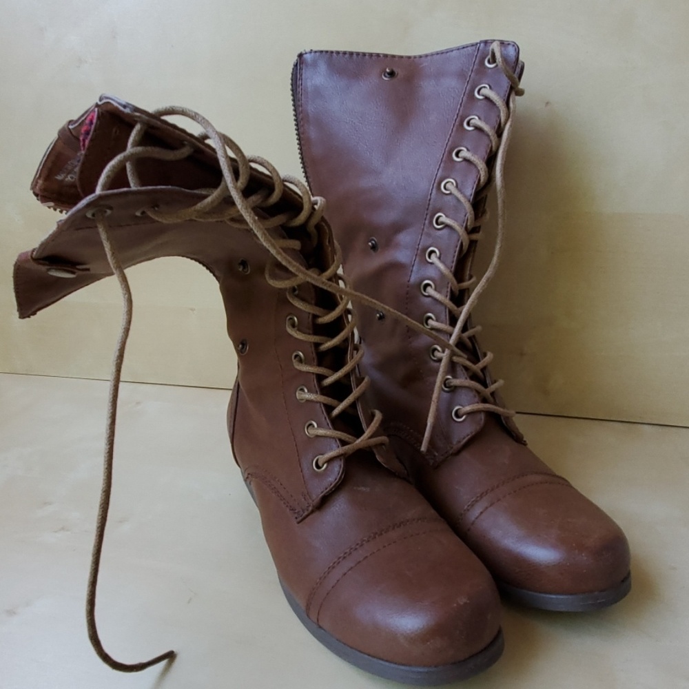 Forever 21 laced up high boots